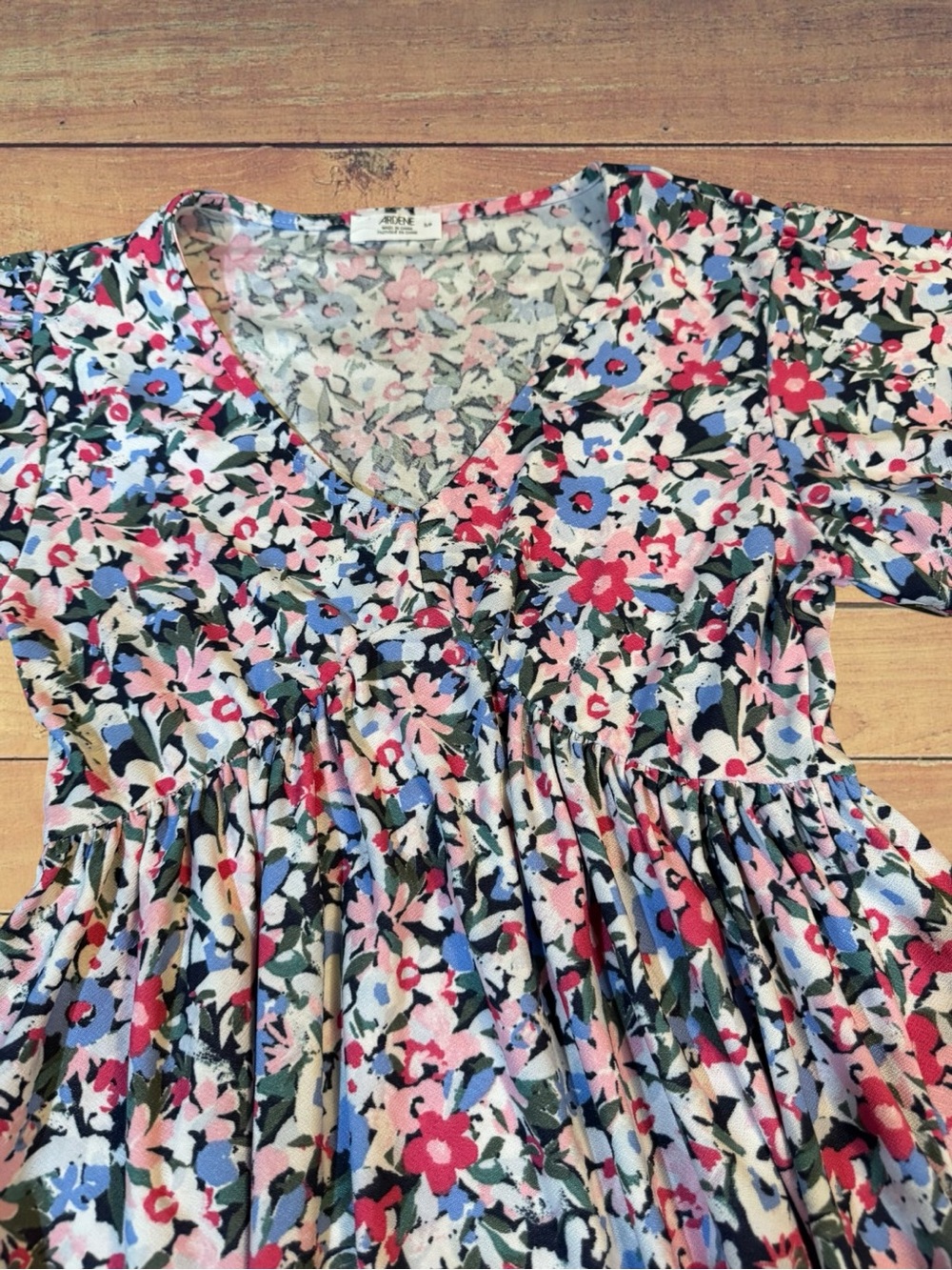 Ardene NWT Pink & Blue Ditsy Floral V-Neck Babydoll Mini Dress Size Small 🌺 - Picture 9 of 14